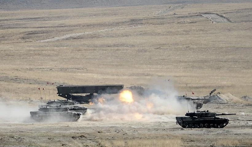 Τους εξαϋλώνουν! Καταστροφή τουρκικού άρματος μάχης από Κούρδους στο Αφρίν (βίντεο)